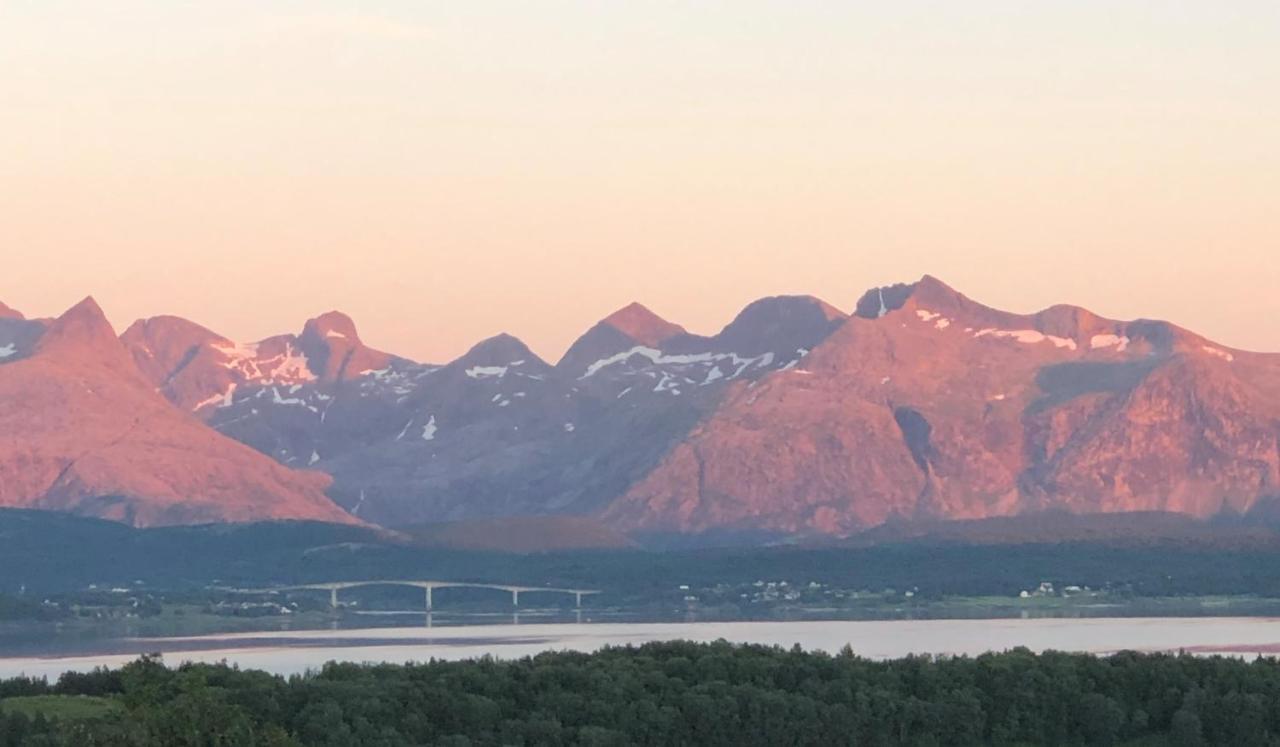 Appartamento Flott Utsikt, Rolig Gate Bodø Esterno foto